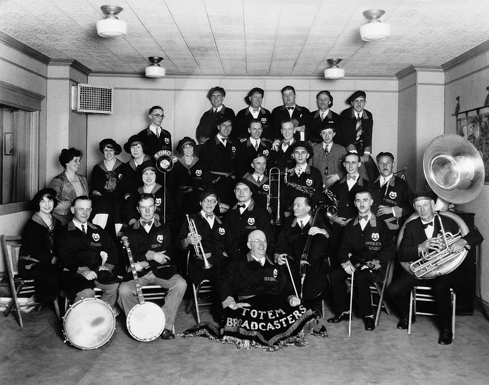 KOMO Musicians