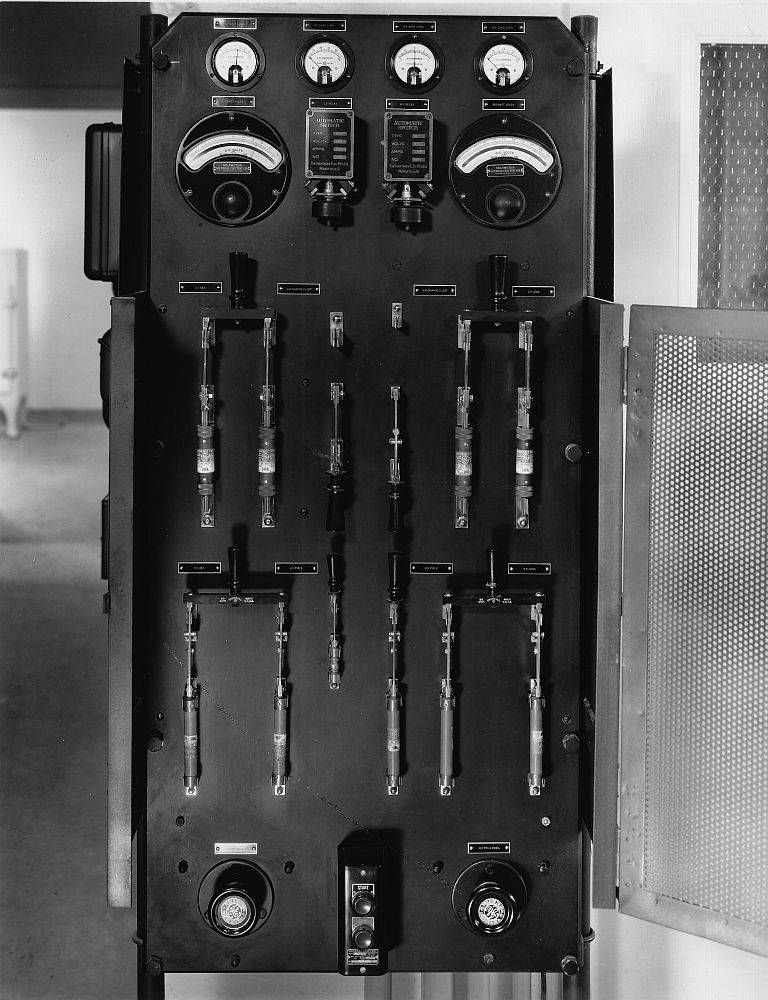 Battery panel