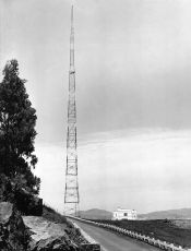 Approach to KYA tower on Candlestick Hill